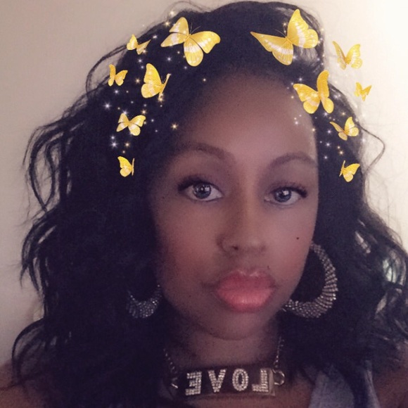 Meet your Posher, Taveka - Picture 1 of 1